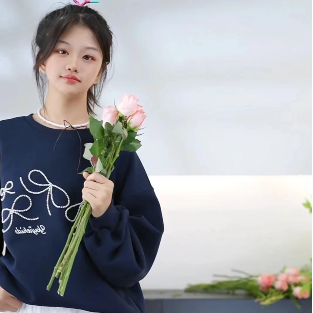 跳跳鱼童装  中秋节款美式复古钉珠蝴蝶结慵懒风宽松上衣269067