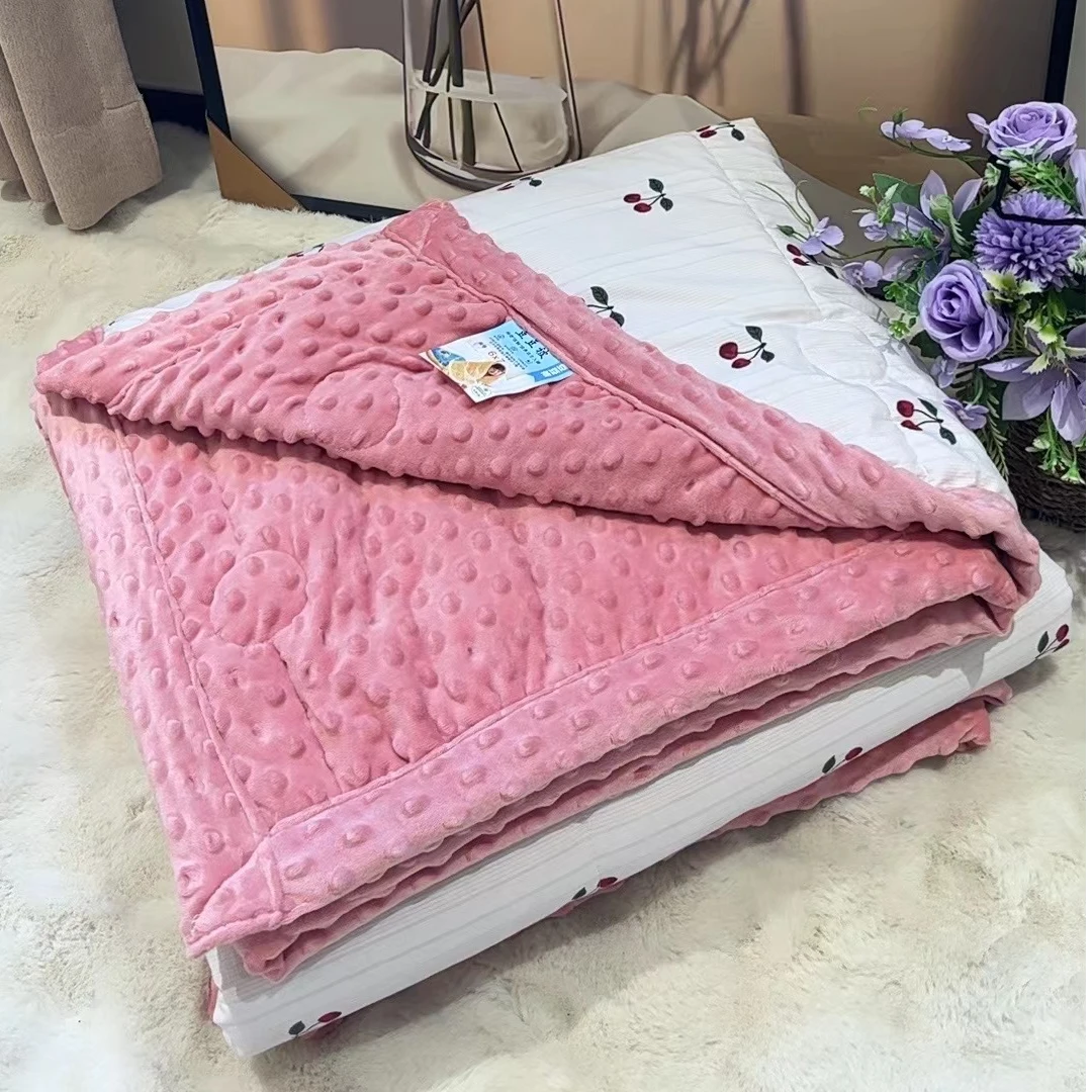 6869 亲肤舒适豆豆被 F01