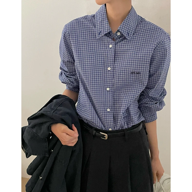 简约休闲格纹翻领衬衫女秋新款宽肩廓形挺阔单排扣上衣