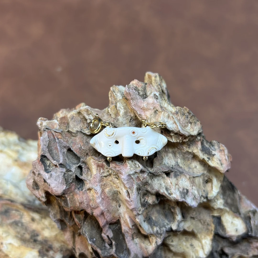 【一诺】24K原色雕刻猛犸牙  阿祖面具滴溜（弹簧扣为合金）DIY配饰