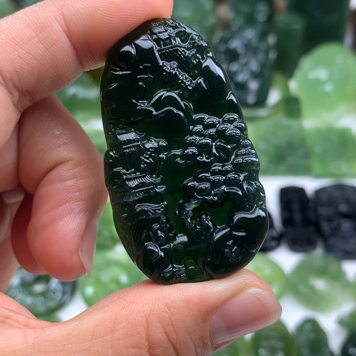 蛇纹石玉颈饰未镶嵌陪****9