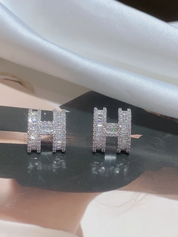 925银银制品 925银满锆H耳环