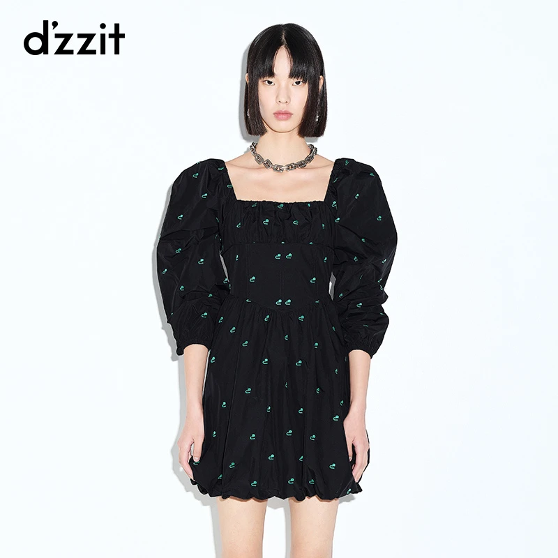 dzzit地素春秋甜美复古方领洛丽塔绣花郁金香连衣裙女3E1O623