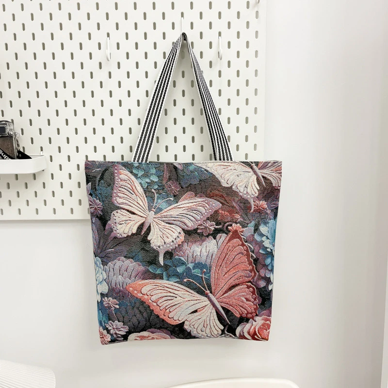 新款刺绣蝴蝶流行卡通帆布包女士单肩大容量购物袋百搭韩版手提包