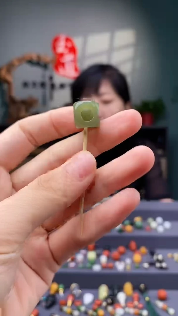 【闪购商品】和田玉-未镶嵌12mm单珠