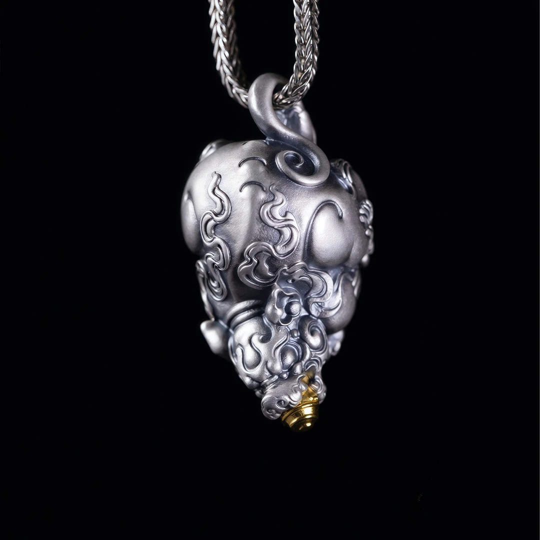 925银银制品 【玉道·出品】银精工雕刻吐宝鼠时尚单品（不含链子）