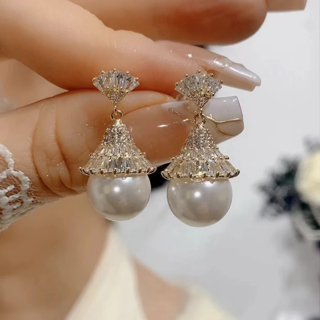 铜合金耳饰 气质轻奢时尚百搭复古法式精致素款W111