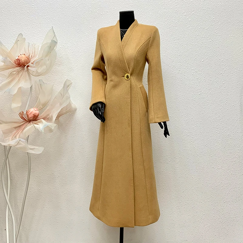冬季过膝超长款驼色毛呢大衣2024新品喇叭袖立领显瘦大摆风衣外套