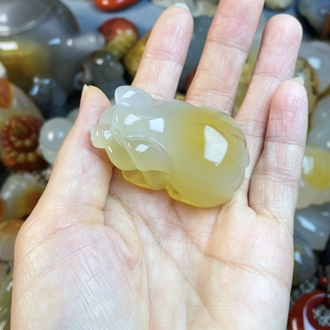 【闪购商品】玛瑙/玉髓把件未镶嵌?****