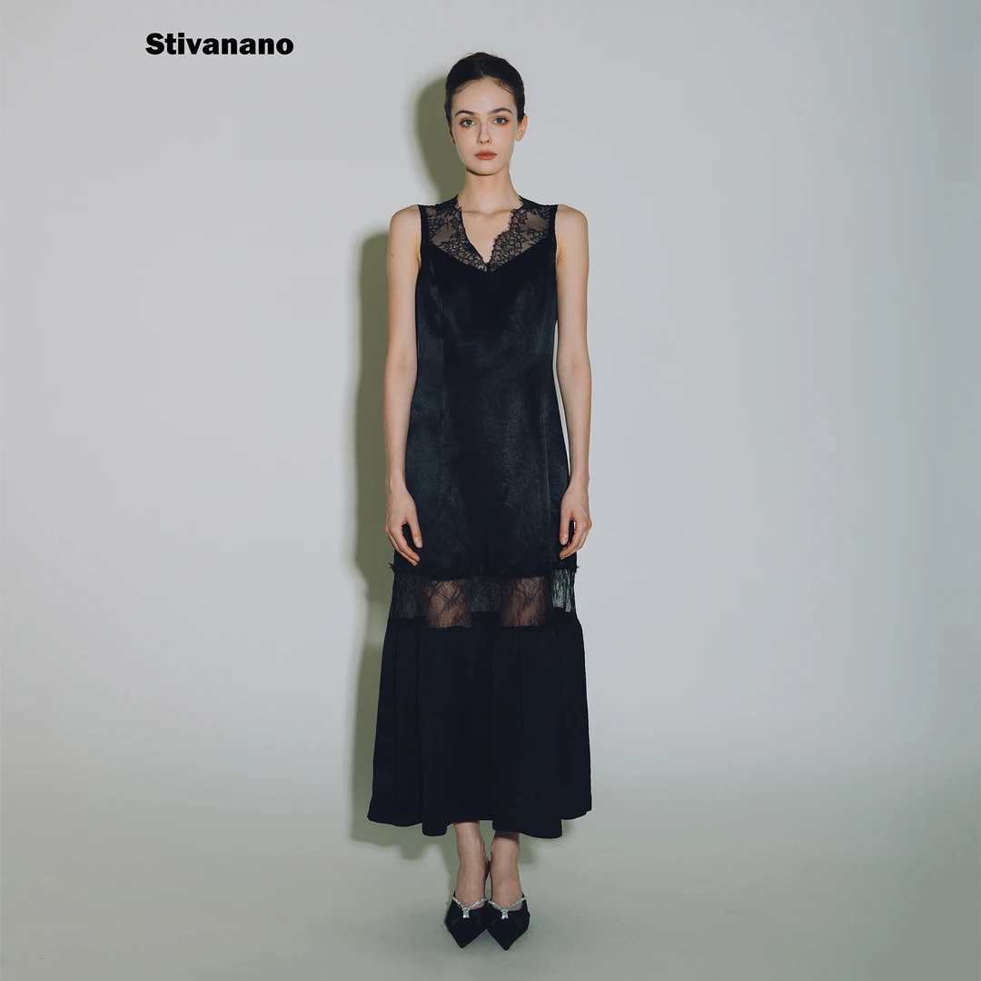 Stivanano蕾丝拼接收腰连衣裙