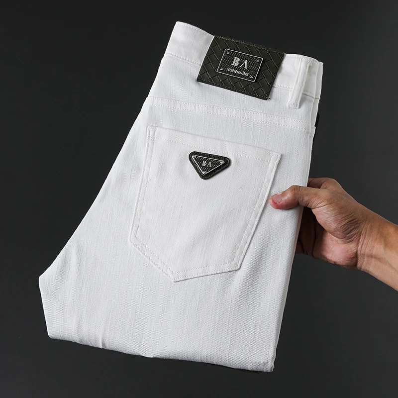 秋冬新款轻奢吸汗透气潮流牛仔裤男士修身直筒弹力时尚百搭长裤