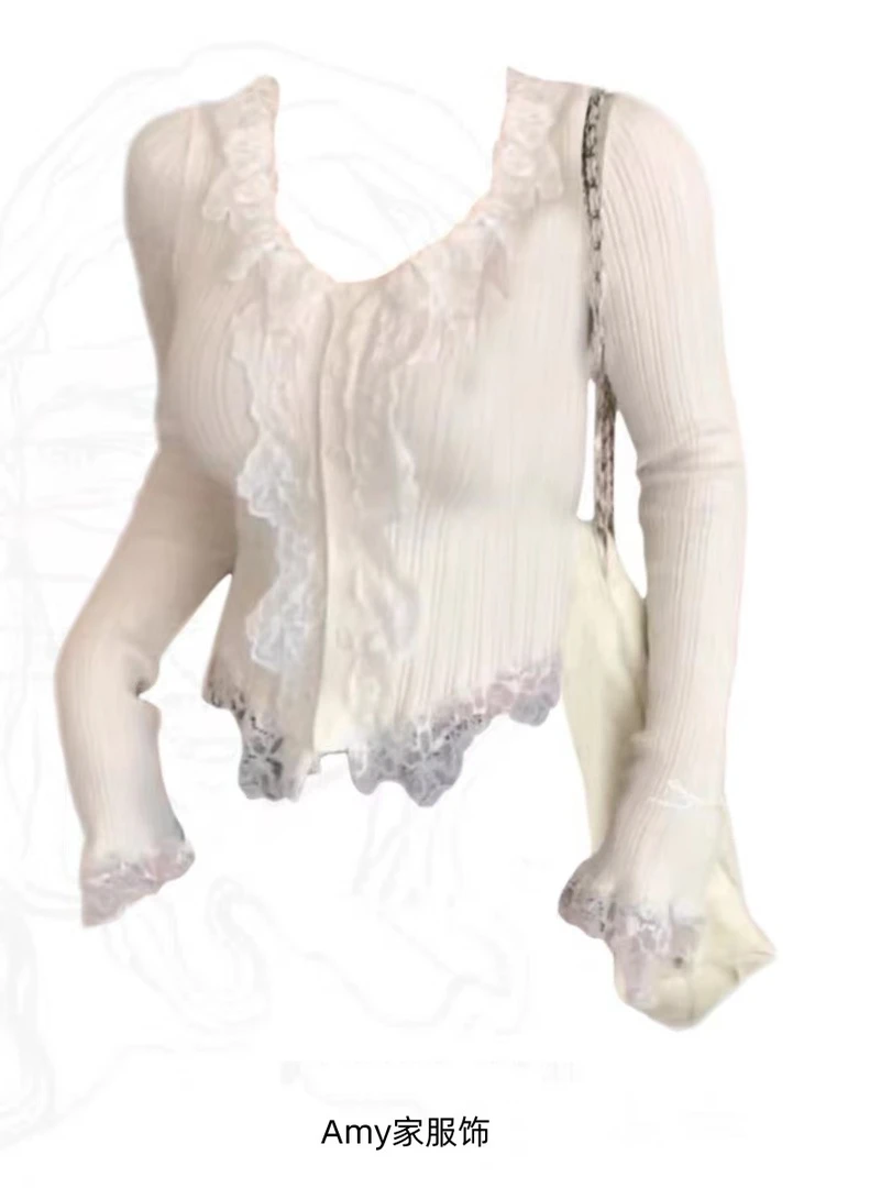 大码微胖mm显瘦遮肉内搭针织衫女秋冬蕾丝拼接性感短款打底衫上衣