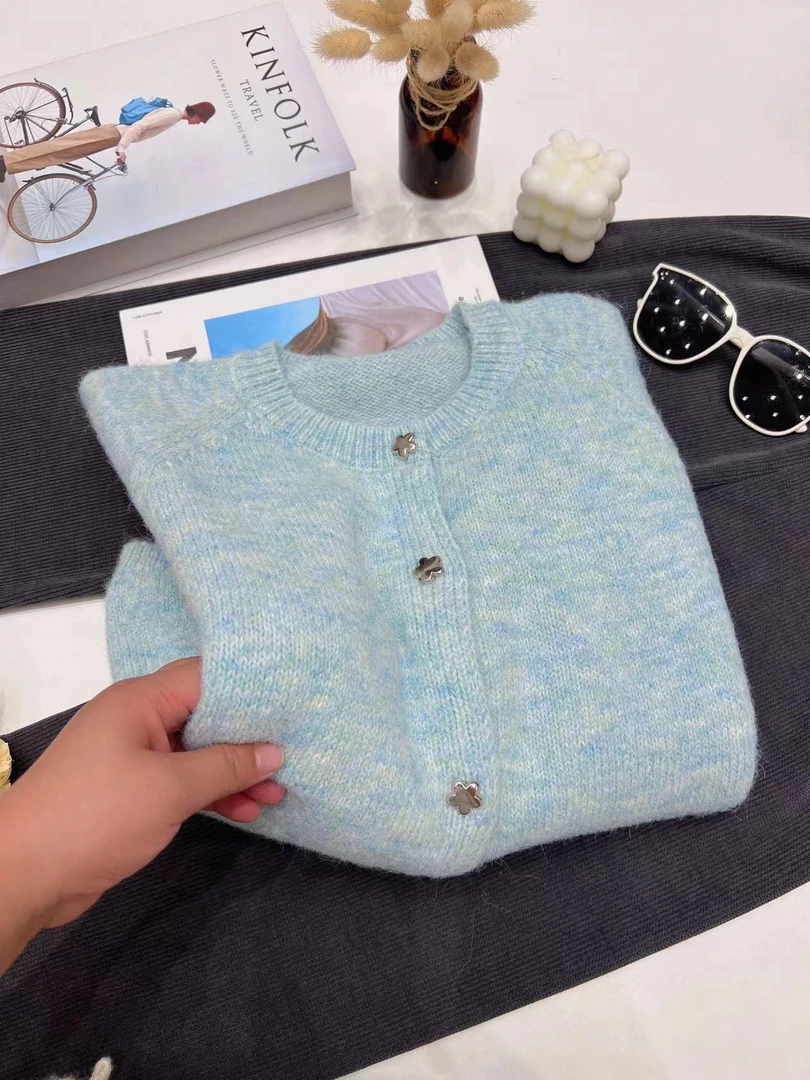 【樱花扣】春秋洋气独特别致针织衫上衣今年流行爆款毛衣开衫#7224