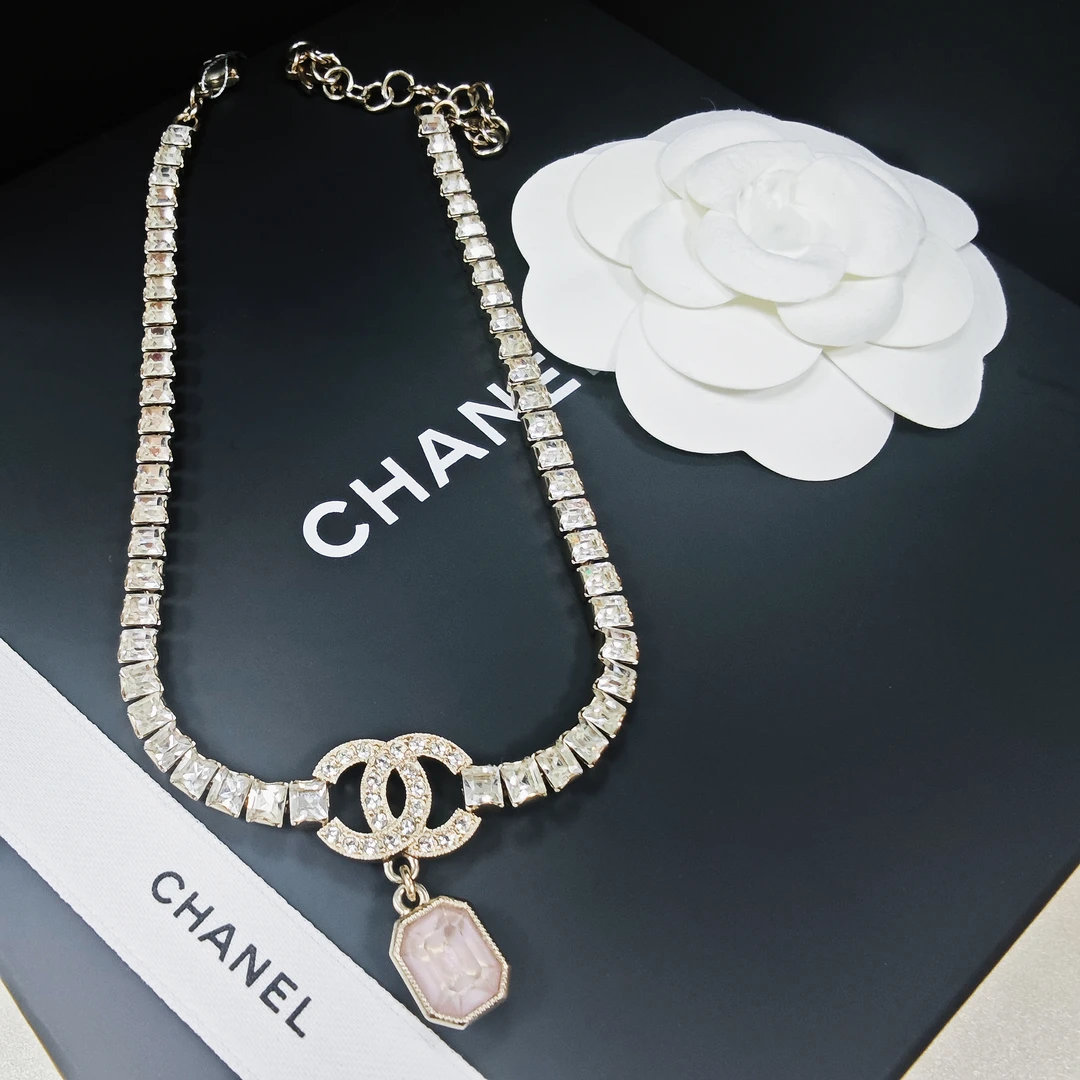 全新未使用 Chanel/香奈儿 项链巴洛克金色方形镶嵌满钻方糖