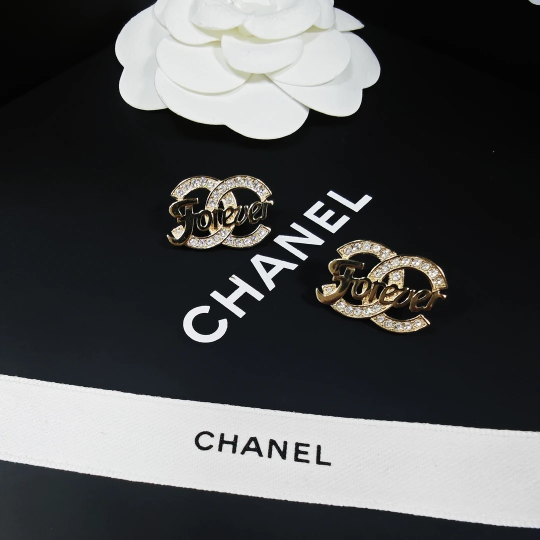 全新未使用 Chanel/香奈儿 耳钉小香风气质时尚经典金色百搭字母