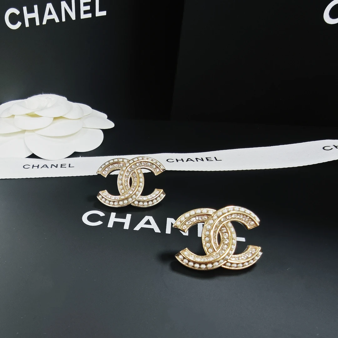 全新未使用 Chanel/香奈儿 耳钉气质经典金色时尚百搭复古精致