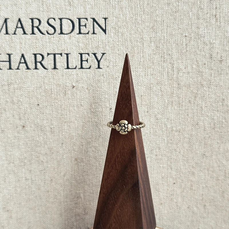 钛钢戒指 山茶花复古戒指