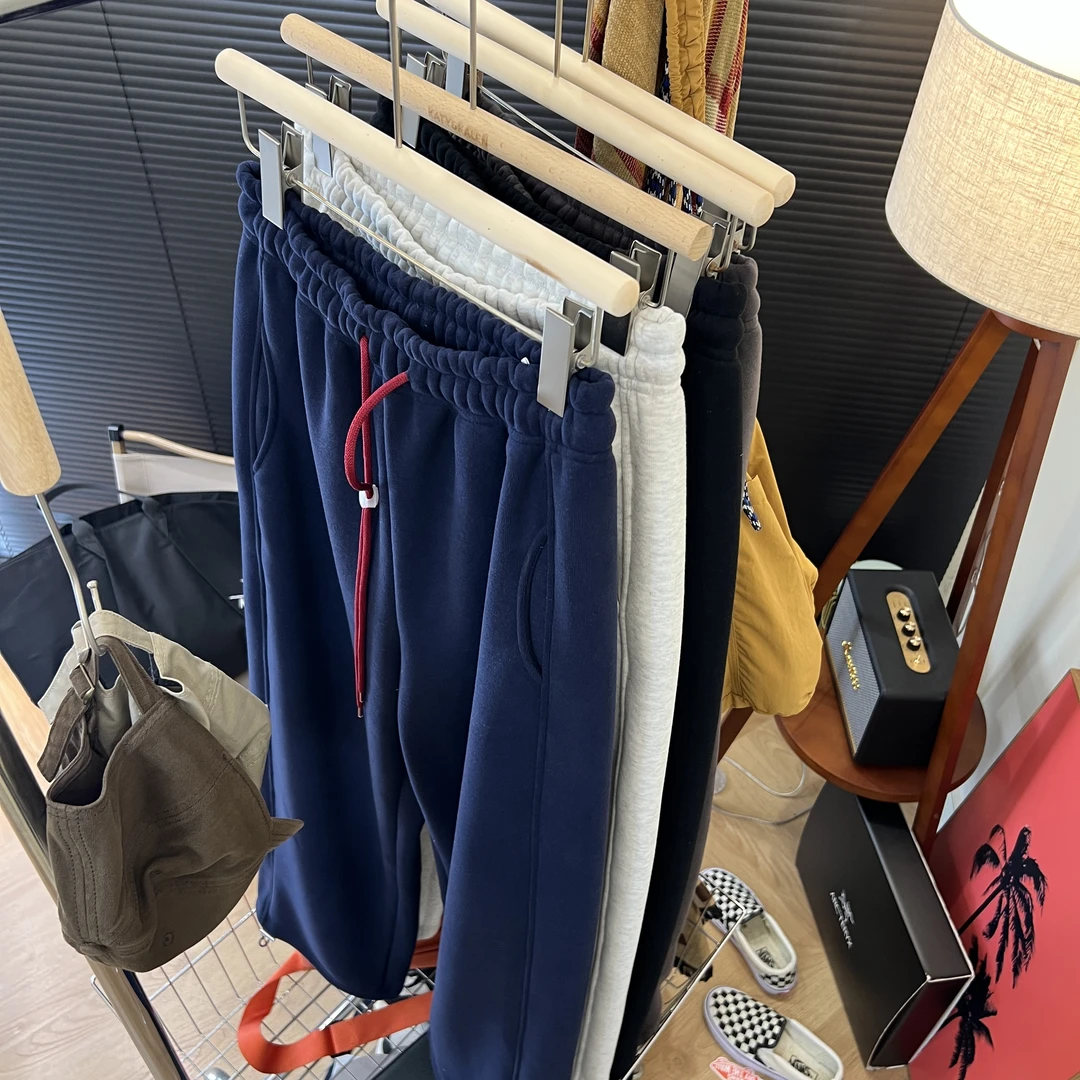 今年冬季巨好看的百搭神裤！绝了，加绒加厚还不臃肿 保暖减龄 卫裤