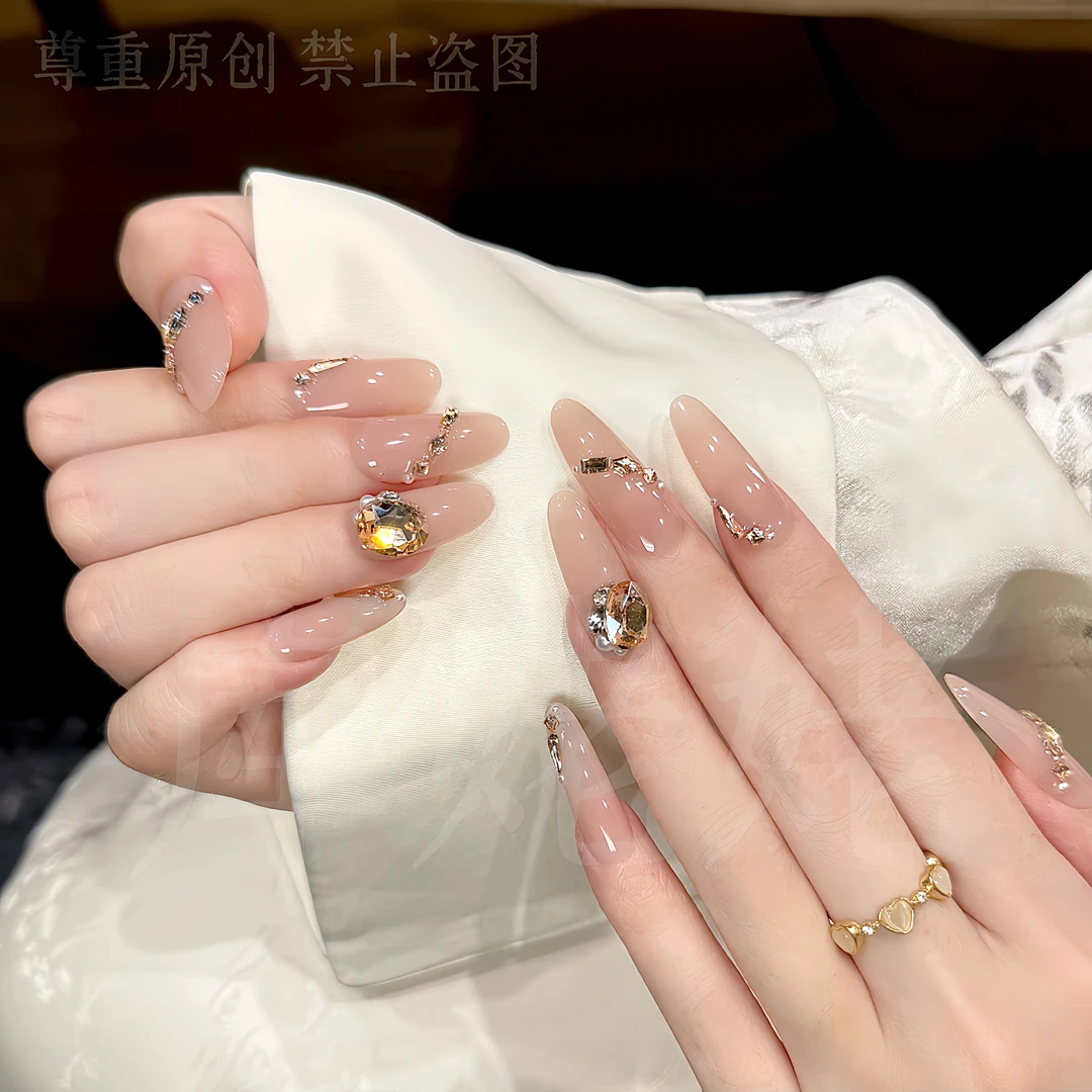 【记野】Kull·库姥姥轻奢系列Nail 纯手工豹纹爆闪秋冬穿戴美甲