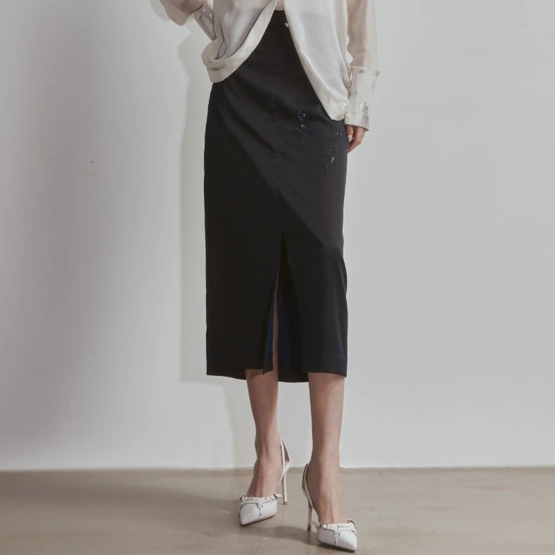 德玺见萩 蓝重磅莨直筒绣花钉珠开叉半裙 QZWD1Q035