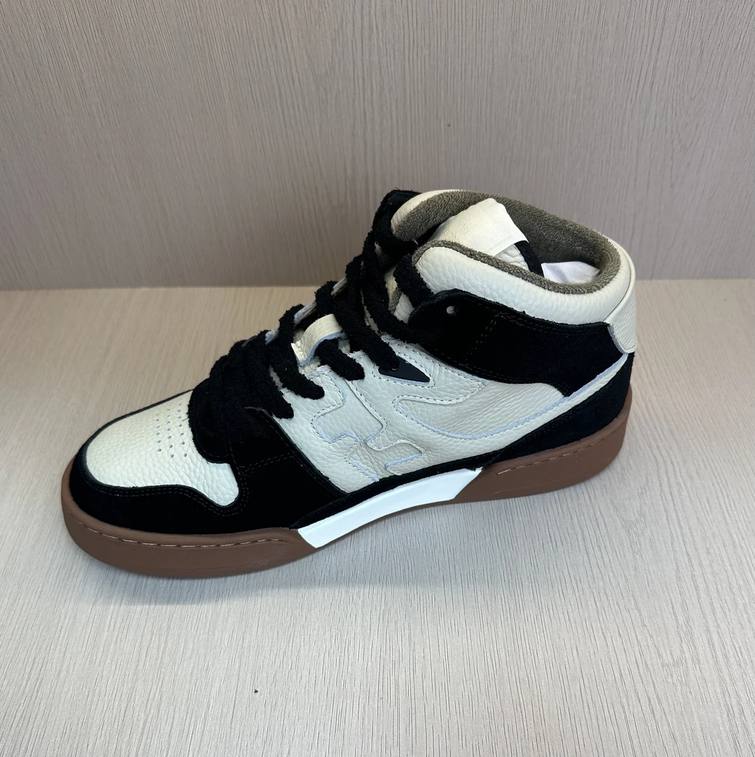 VAIDETINO广州欧货早秋新款潮流百搭时尚休闲鞋Z