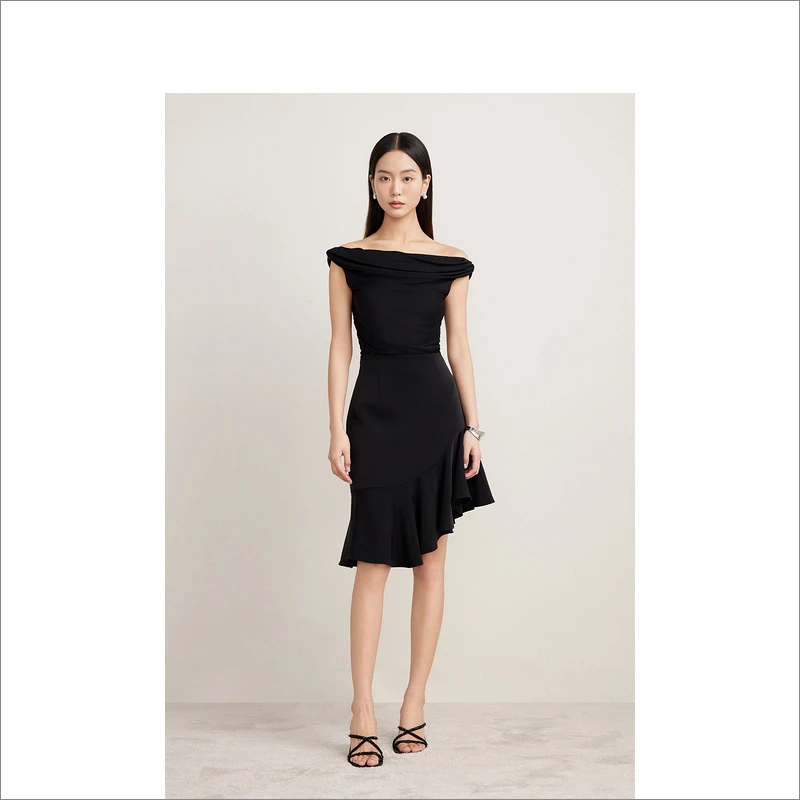 Goodland美地2024夏季新款一字领法式性感气质女小背心LC34204070