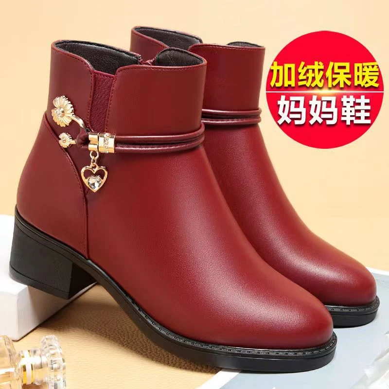 厚底短靴秋冬女鞋加绒加厚新款2024舒适防滑软底粗跟圆头短靴子21