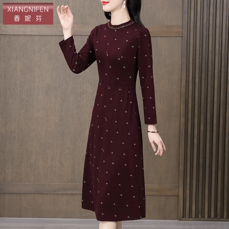 【香妮芬】83216秋季气质洋气显瘦2025新款连衣裙针织长袖圆领时尚