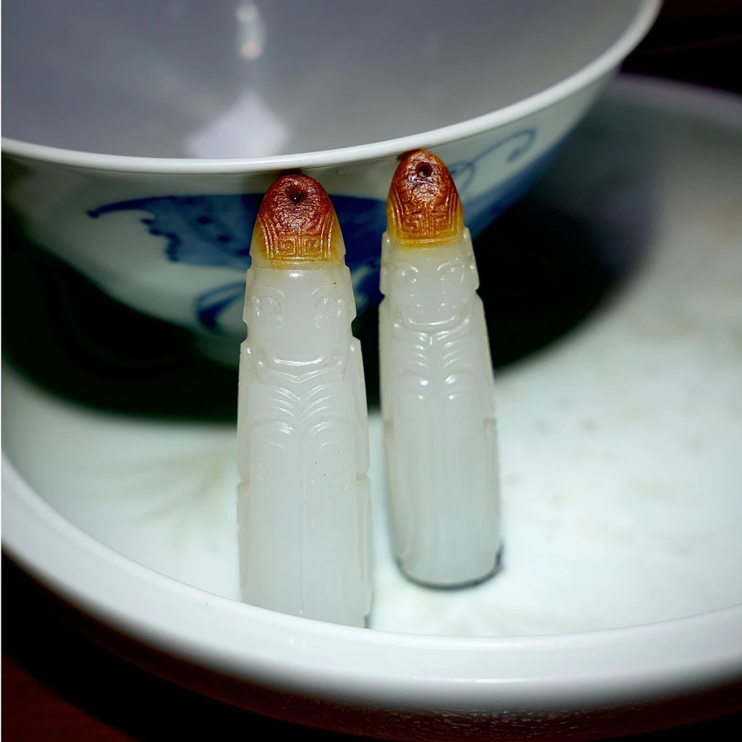 和田玉玉贵人吊坠