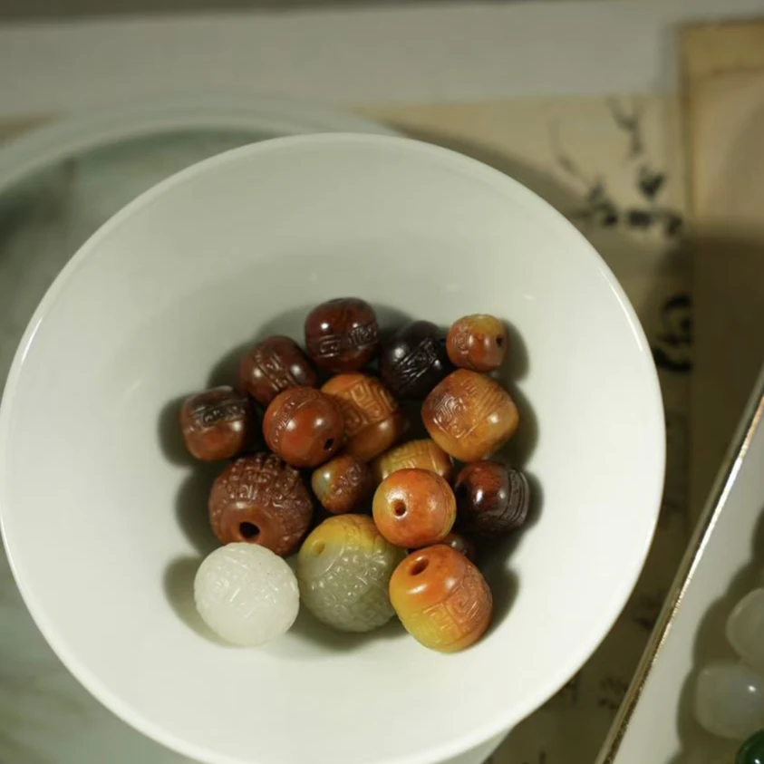 和田玉配珠顶珠主珠有需要联系后台