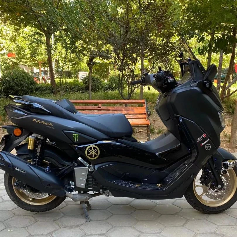 看清楚不是卖车。雅马哈 Nmax155 Nvx155 改装水箱护罩铝合金材质