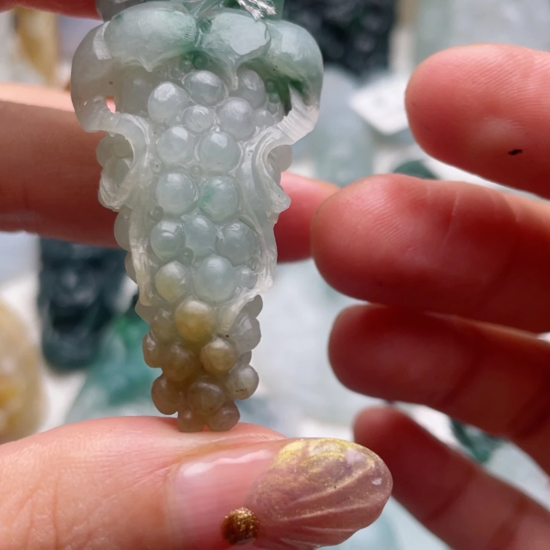 【闪购商品】翡翠颈饰未镶嵌翡翠