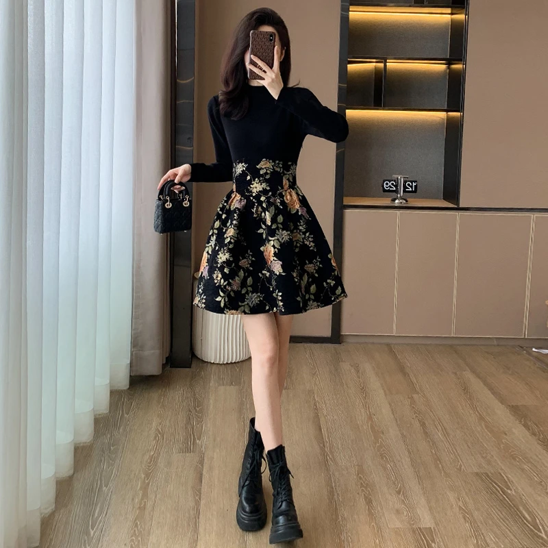 小黑裙复古碎花连衣裙小个子针织拼接名媛收腰修身显瘦短款裙子女
