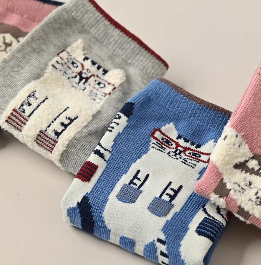 清货！！【袜子4双】萌猫系列卡通条纹袜保暖中筒袜外穿袜均码35-40