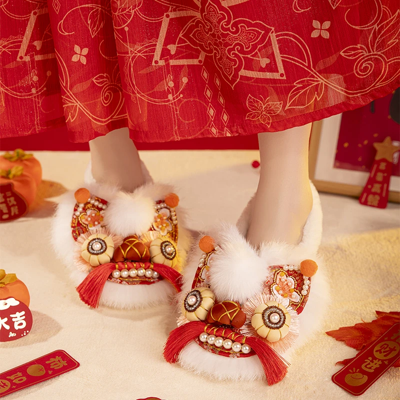 温辞国风毛毛棉鞋手工虎头鞋软底舒适加厚保暖龙头鞋民族风绣花鞋