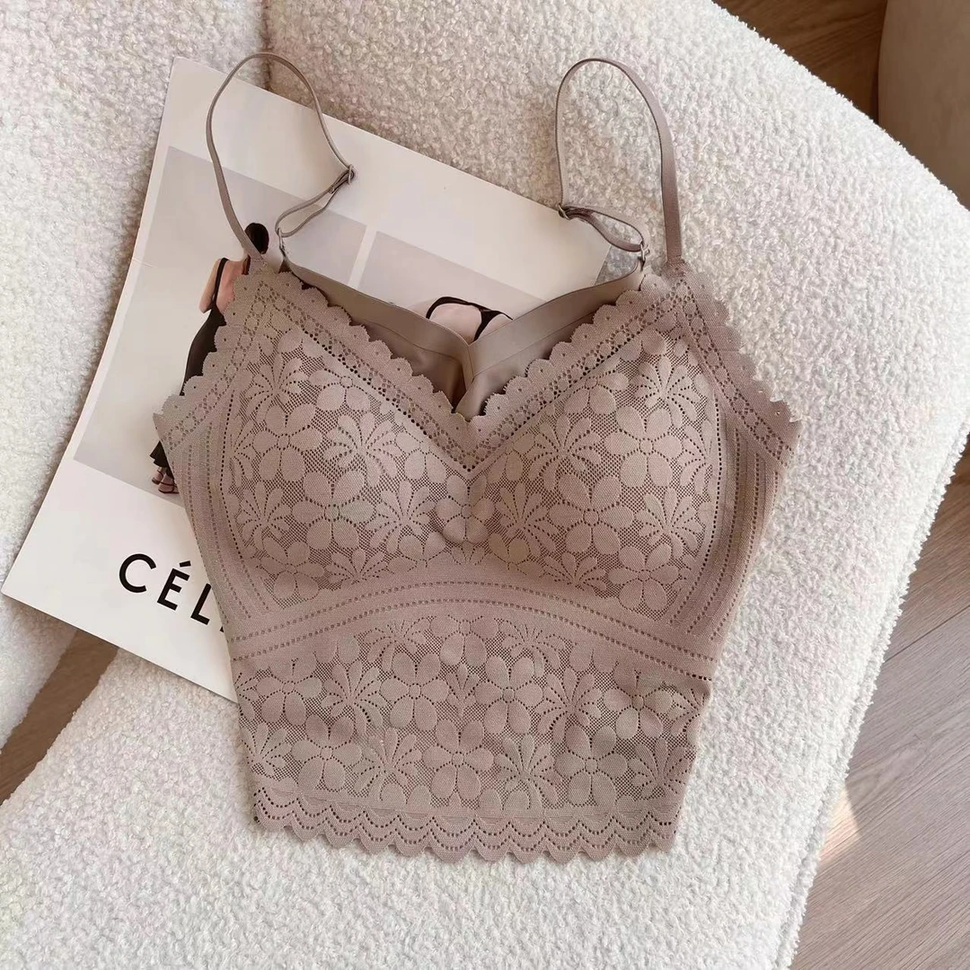 YUE  2004 春季新品简约时尚吊带背心