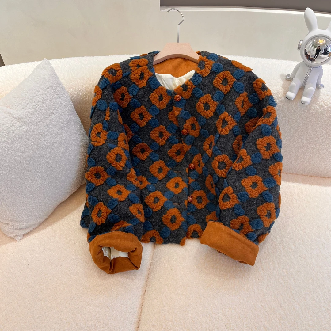 YUE 9167 立体花朵圆领小众款设计短外套加绒羽绒服时尚洋气秋冬