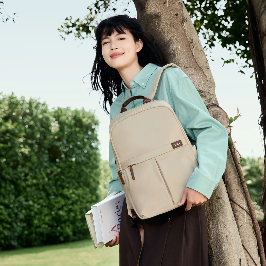 GOLF/高尔夫双肩包女休闲时尚背包轻便大学生书包16寸薄本电脑包