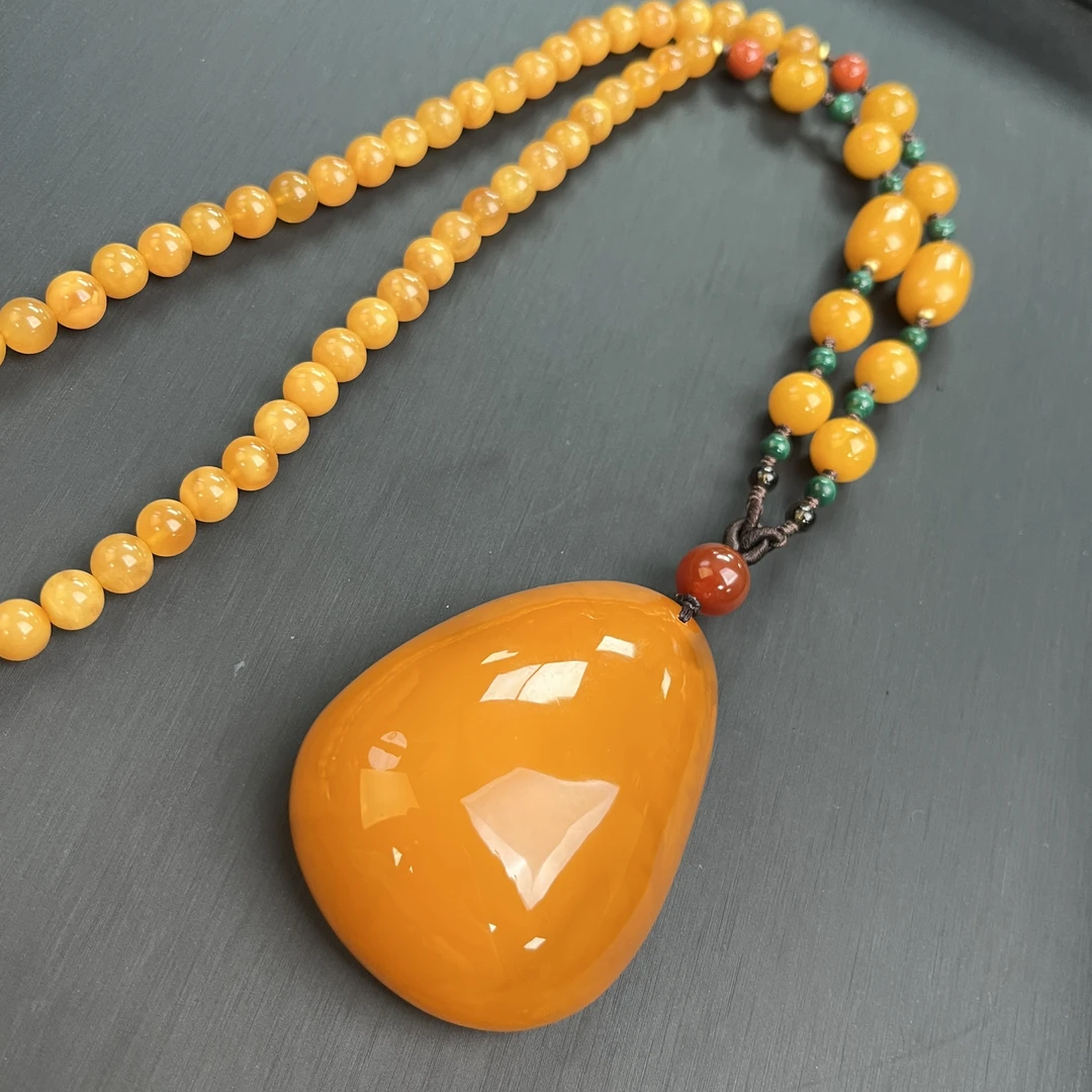 【天香如易】天然琥珀蜜蜡老蜡水滴吊坠赠送蜜蜡链子（多样性发货）