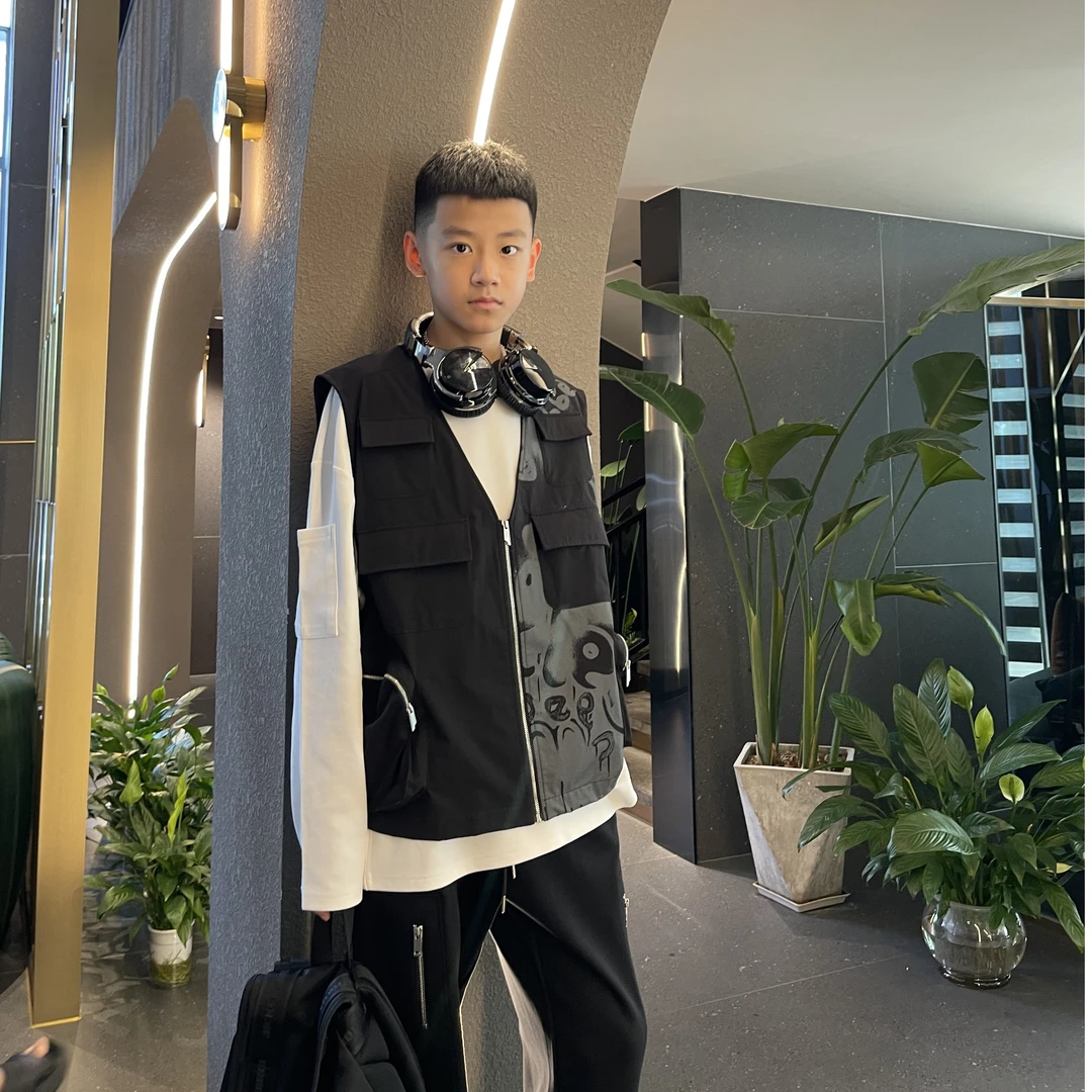 【现货】高街时尚秋季新款工装时髦百搭洋气马甲外套中大童亲子衫