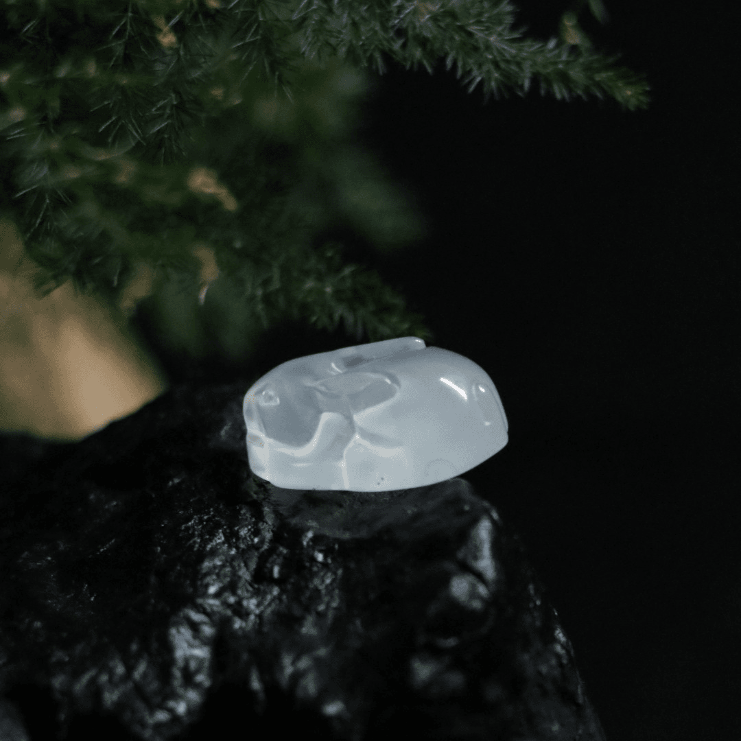 丨粉丝浮力 丨天然玉髓趴趴兔吊坠丨多样性丨自带挂坠绳
