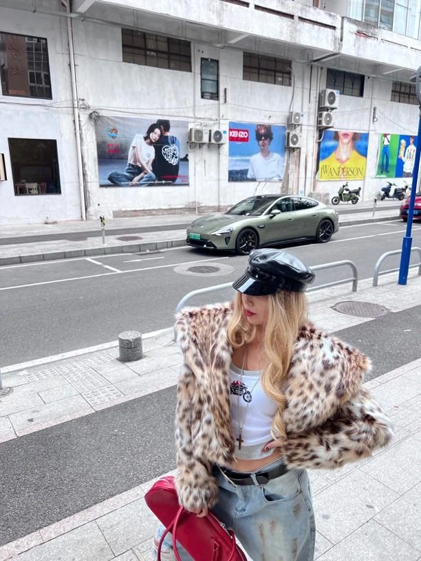 秋冬新款豹纹短外套女时尚百搭夹克