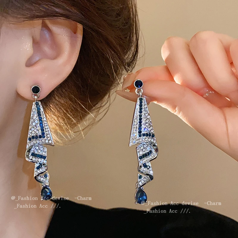 合金合成锆石耳饰 水滴镶钻耳环时尚轻奢设计感小众百搭气质耳饰