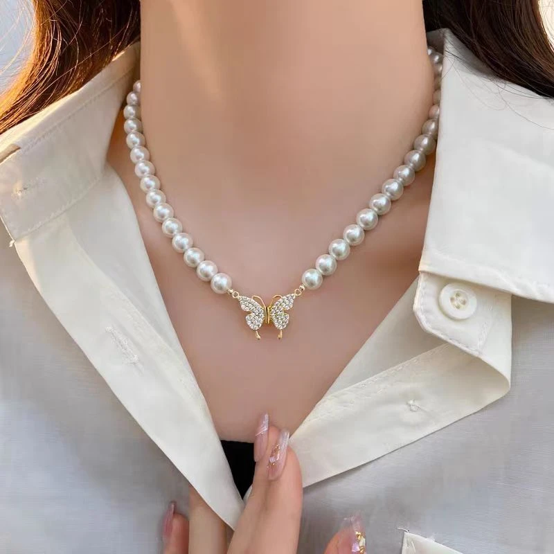 合金仿珍珠项链 蝴蝶珠珠项链新款轻奢小众锁骨链高级感吊坠配饰