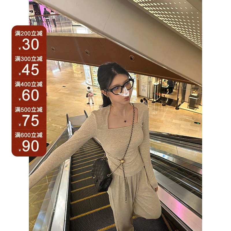 王少女的店【现现】杏色修身显瘦针织衫直筒休闲裤两件套 S13069S34