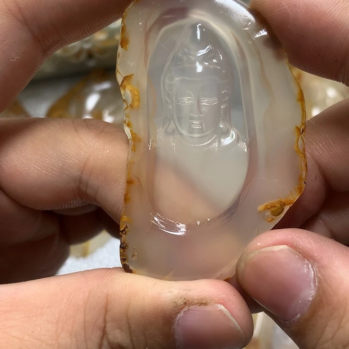 玛瑙/玉髓颈饰未镶嵌