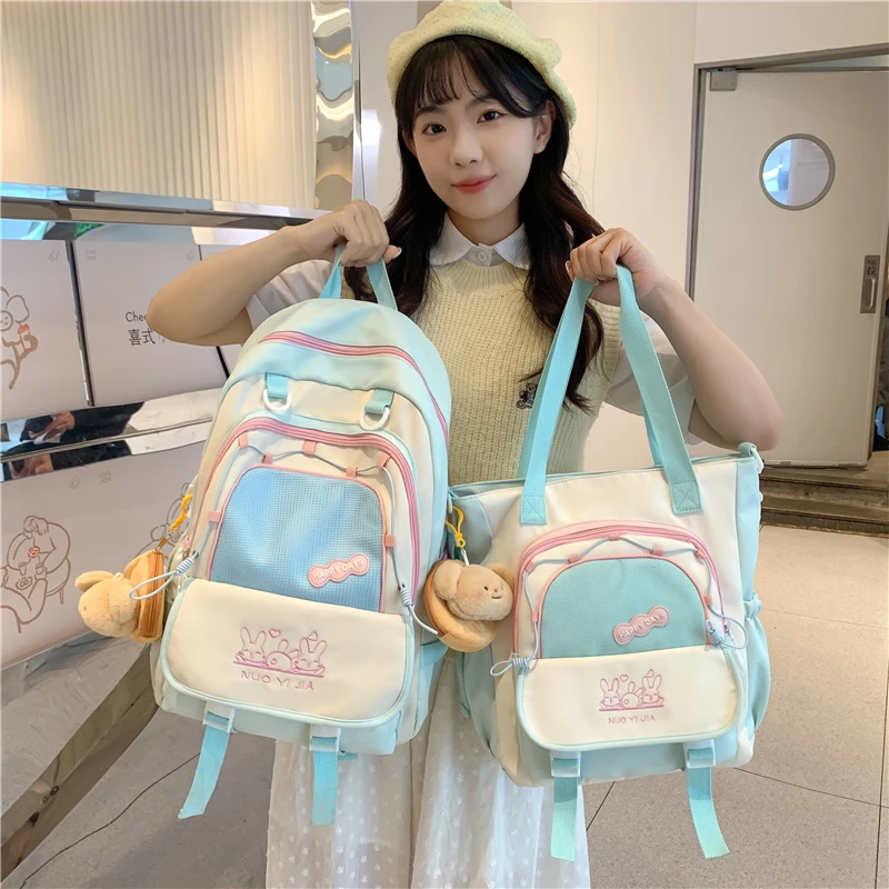书包女小清新韩版百搭初中生高中大学生轻便背包小学生减负双肩包