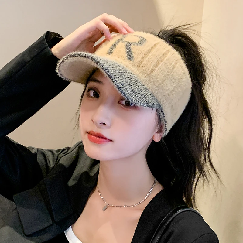 秋冬季针织保暖空顶帽女韩版字母R加绒加厚网红时尚ins户外鸭舌帽