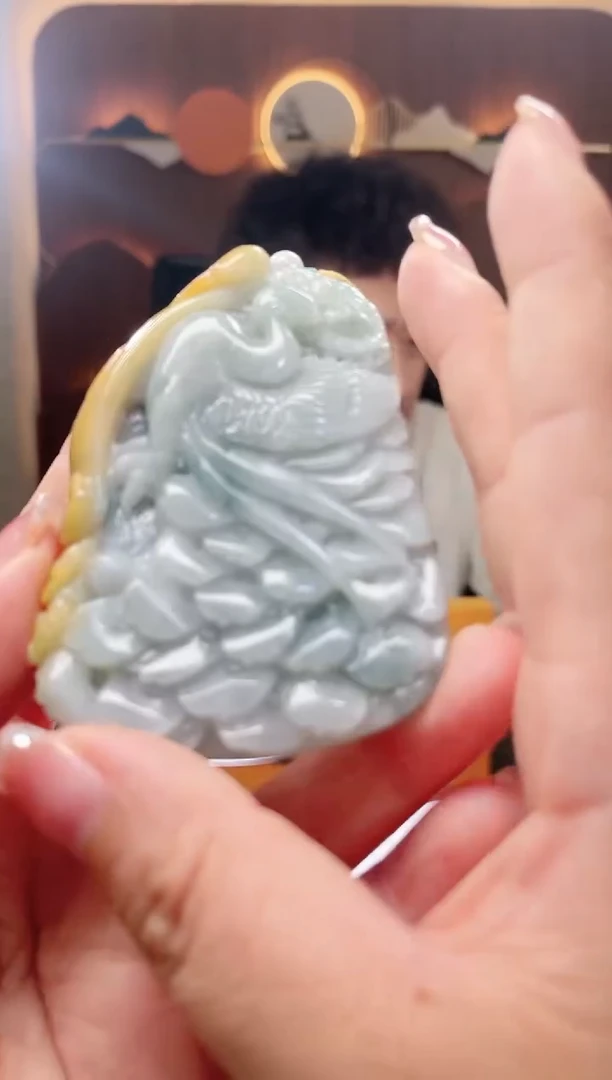 【闪购商品】翡翠吊坠(不含链)未镶嵌天然A货翡翠B06