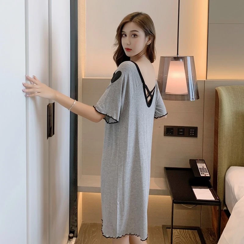 夏季薄款带胸垫睡裙女短袖睡衣家居服可外穿露背性感宽松夏天纯色